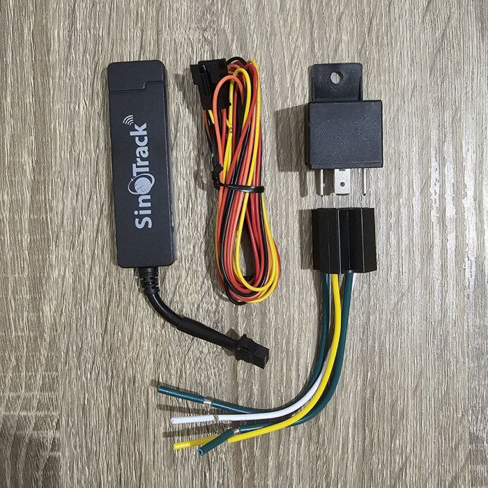 GPS трекер для авто Sinotrack ST-901A з акумулятором та блокуванням двигуна